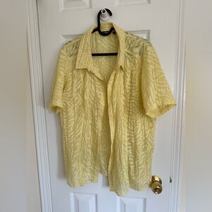 Charles Vögele Yellow Sheer Short Sleeve Button Down Shirt – Size 46 (US XL)